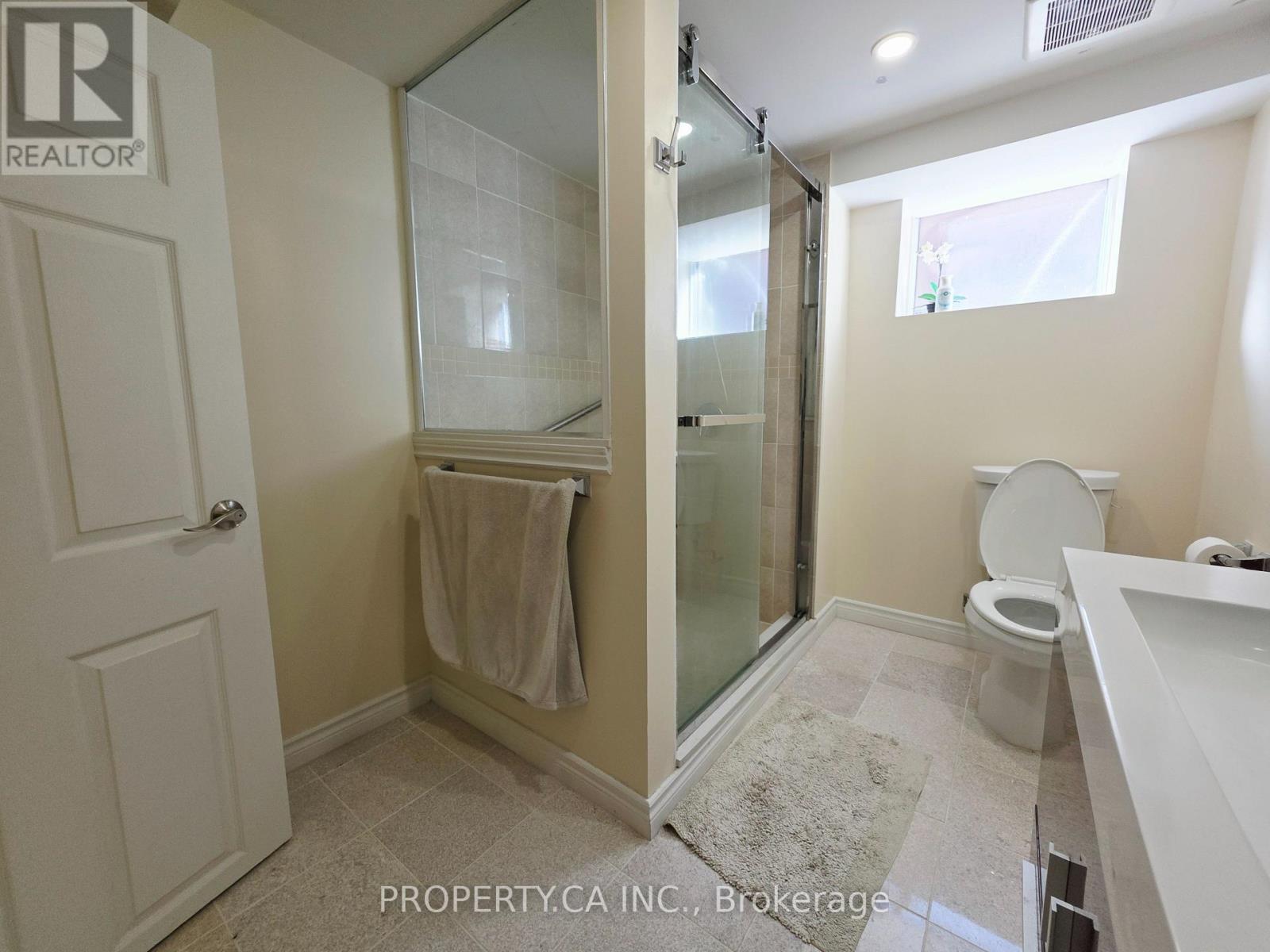 205 Searle Avenue, Toronto (Bathurst Manor), Ontario  M3H 4B6 - Photo 35 - C14116838