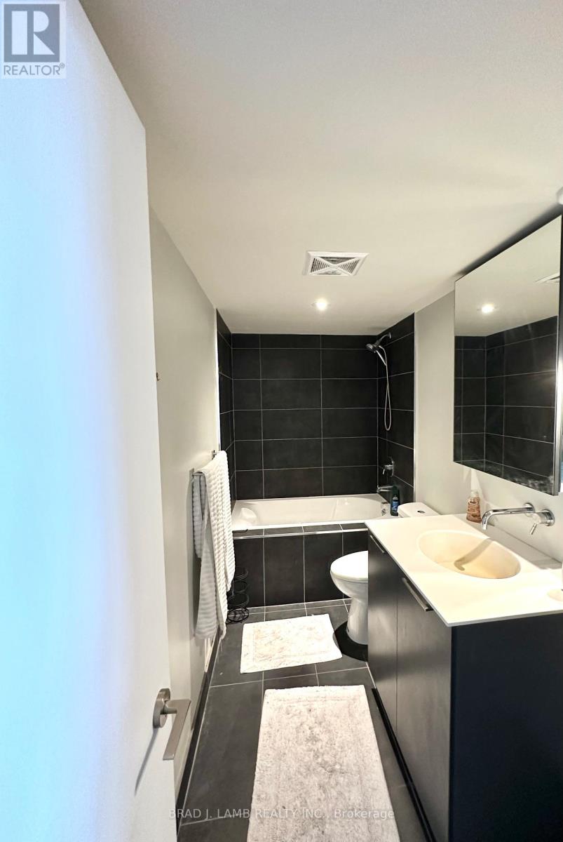 513 - 650 King Street, Toronto (Waterfront Communities), Ontario  M5V 1M7 - Photo 2 - C14116912