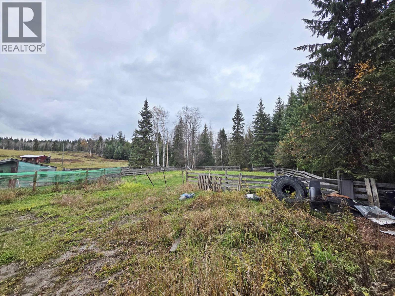 39905 York Road, Hixon, British Columbia  V0K 1S1 - Photo 9 - R3177477