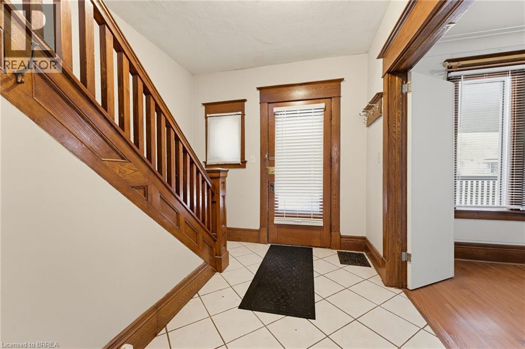 47 Grey Street, Brantford, Ontario  N3T 2T1 - Photo 3 - 40873594