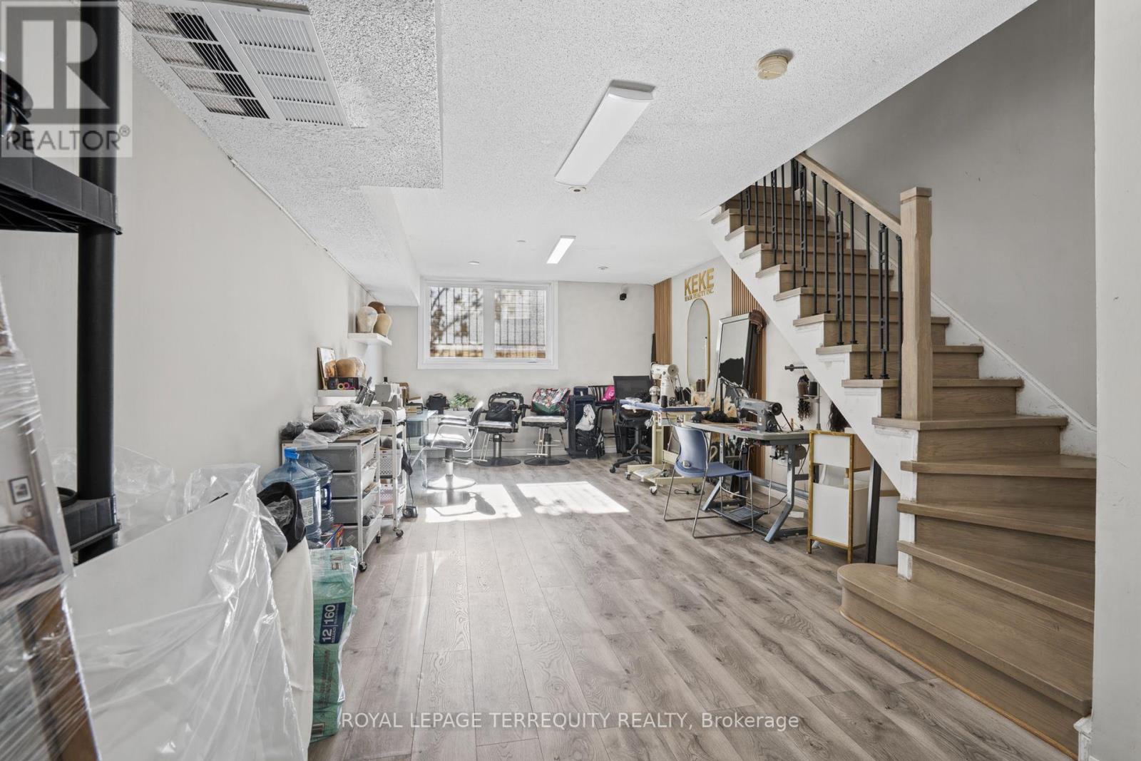 958 The Queensway, Toronto, Ontario  M8Z 1P5 - Photo 8 - W14116764