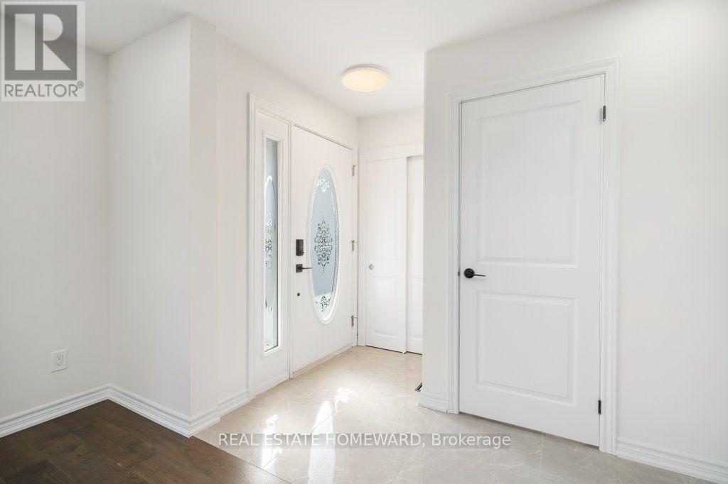 Main - 1917 Bonnymede Drive, Mississauga, Ontario  L5J 1E2 - Photo 4 - W14116772