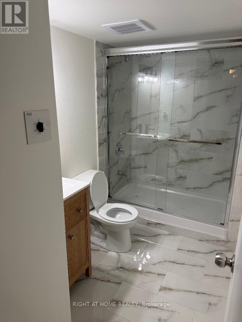 615 - 1001 Bay Street, Toronto, Ontario  M5S 3A6 - Photo 2 - C13693718