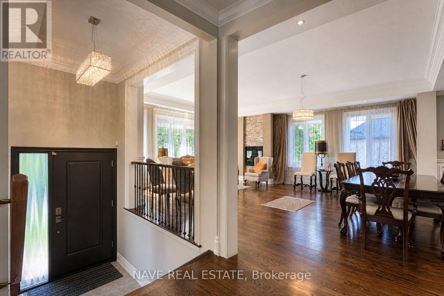 136 Homewood Avenue, Toronto, Ontario  M2M 1K3 - Photo 5 - C13756918