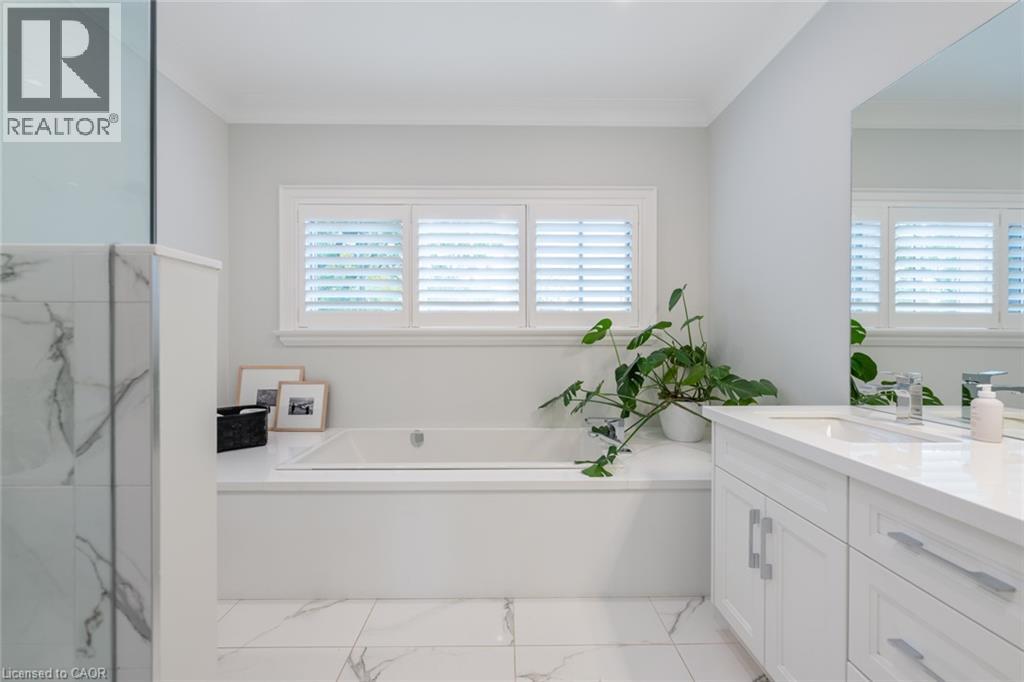 1394 Waverly Avenue, Oakville, Ontario  L6L 2S3 - Photo 36 - 40871522