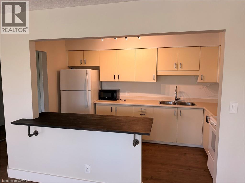 30 Hugo Crescent Unit# 306, Kitchener, Ontario  N2M 3Z2 - Photo 4 - 40873558
