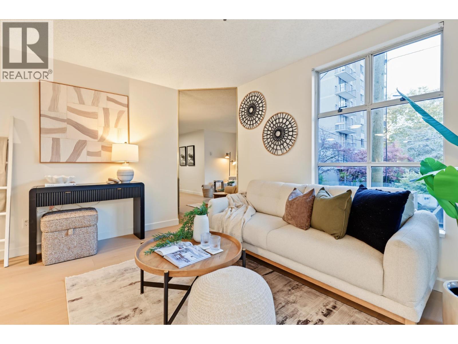 203 1705 Nelson Street, Vancouver, British Columbia  V6G 1M6 - Photo 4 - R3178362