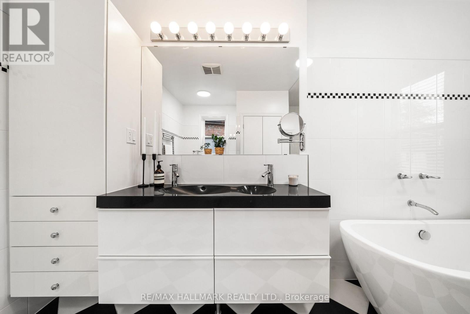 628 Ossington Avenue, Toronto, Ontario  M6G 3T5 - Photo 22 - C14116972