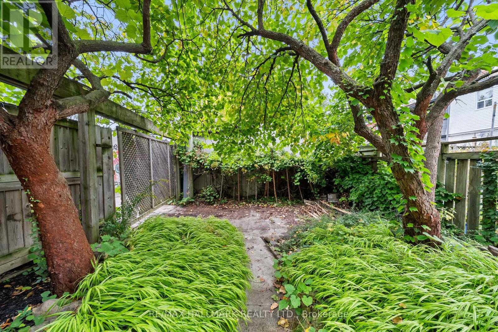628 Ossington Avenue, Toronto, Ontario  M6G 3T5 - Photo 40 - C14116972