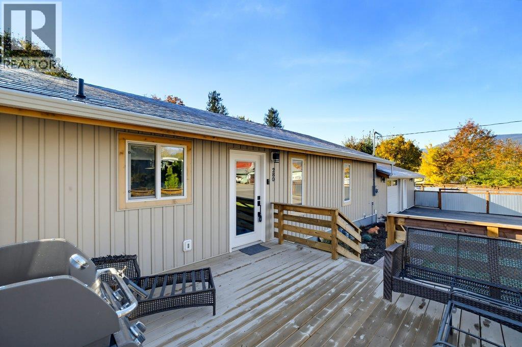 280 5 Avenue SE, Salmon Arm, British Columbia  V1E 4G7 - Photo 47 - 10403740