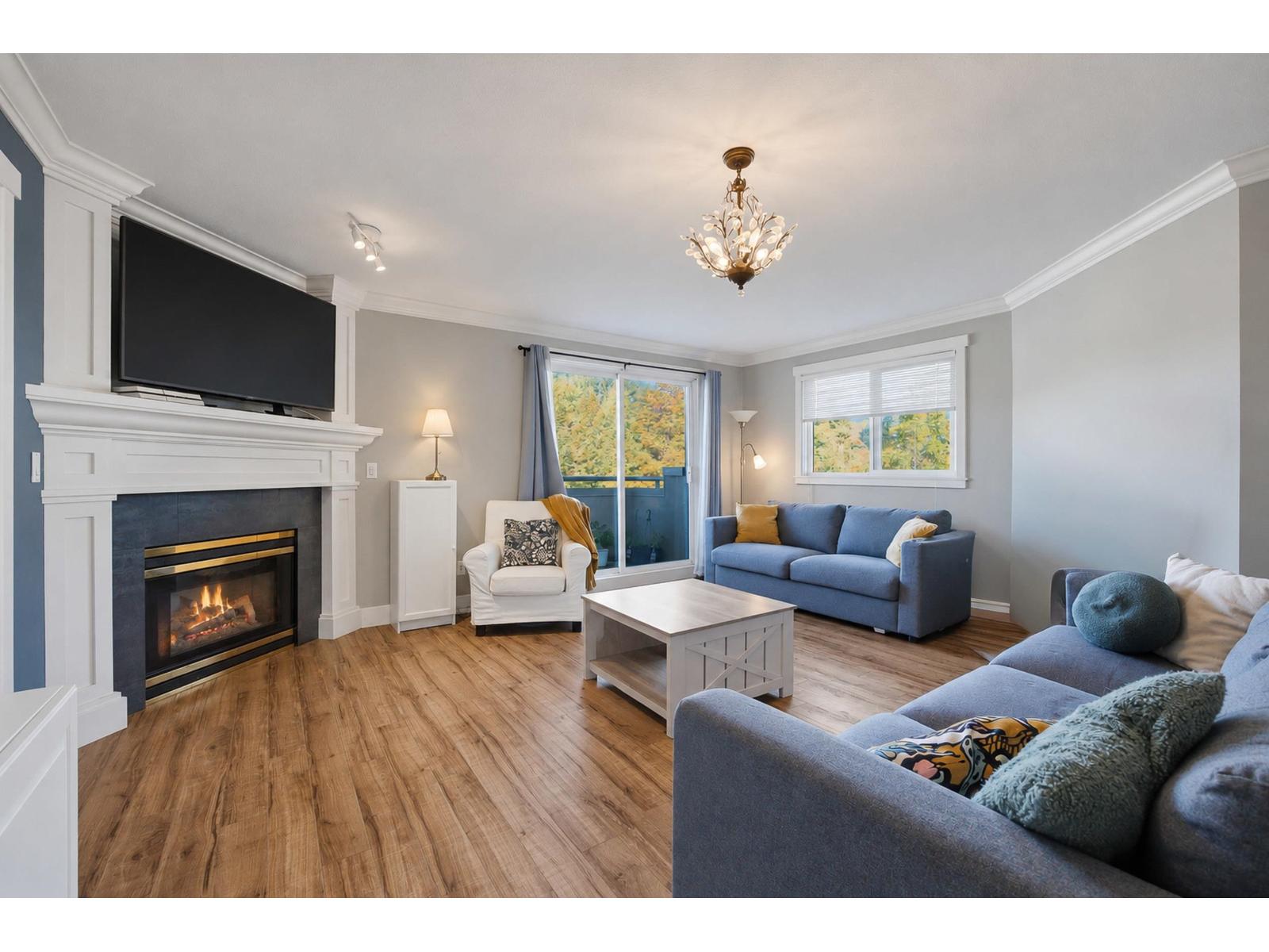 306 14993 101A AVENUE, surrey, British Columbia