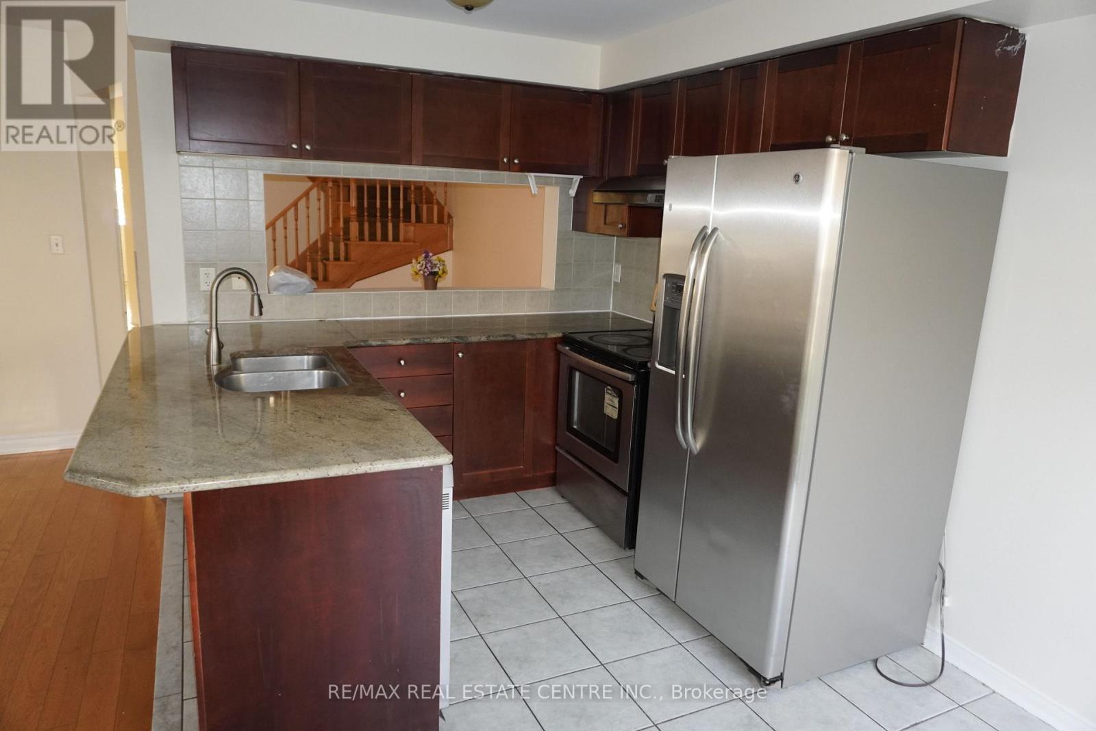 858 Bethany Crescent, Mississauga, Ontario  L5V 3B9 - Photo 11 - W14117092