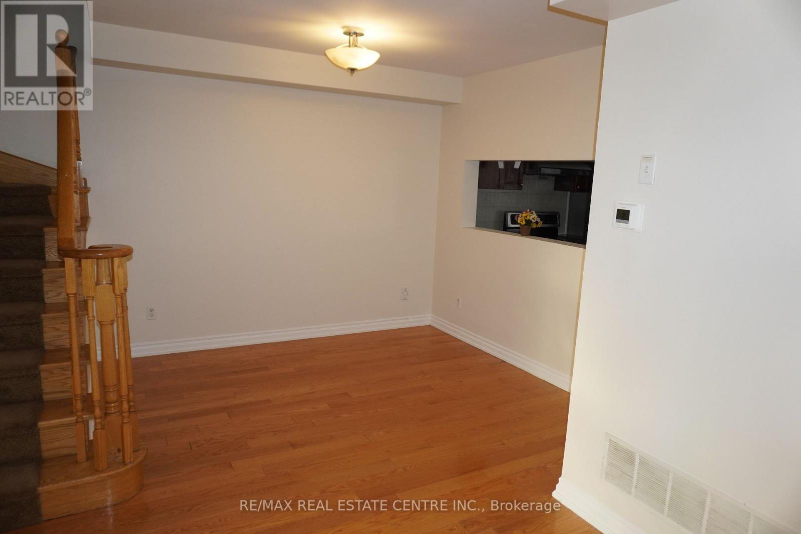 858 Bethany Crescent, Mississauga, Ontario  L5V 3B9 - Photo 14 - W14117092