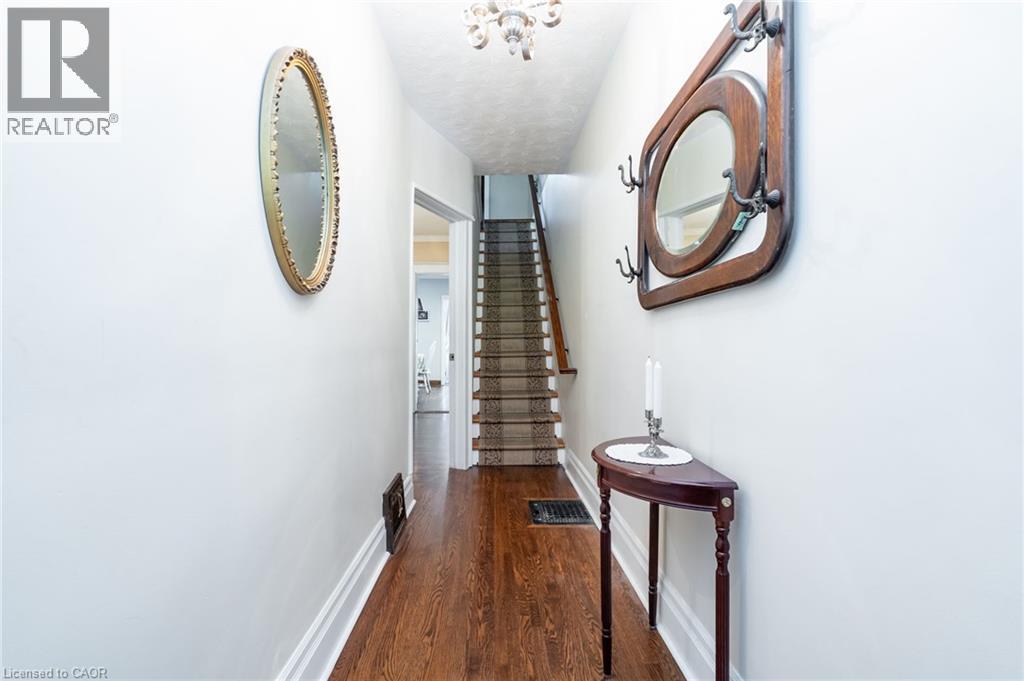 253 Bartlett Avenue, Toronto, Ontario  M6H 3G3 - Photo 3 - 40873967