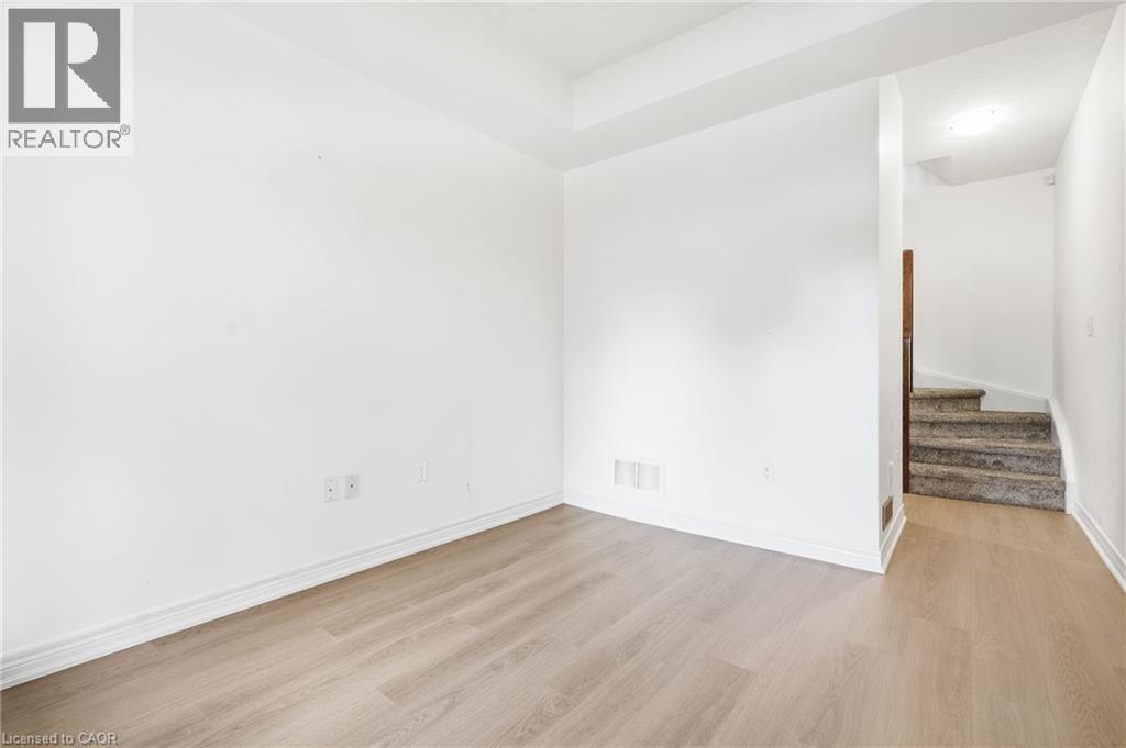 362 Plains Road E Unit# 10, Burlington, Ontario  L7T 0A4 - Photo 4 - 40873617