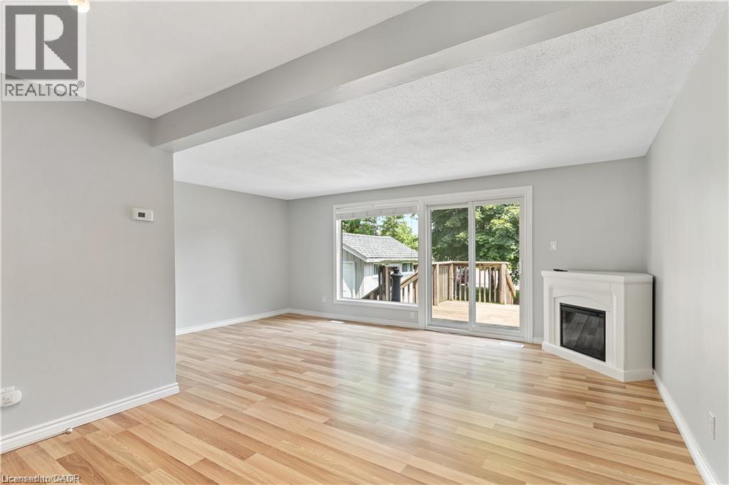 432b Dunvegan Drive, Waterloo, Ontario  N2K 2C7 - Photo 7 - 40874061