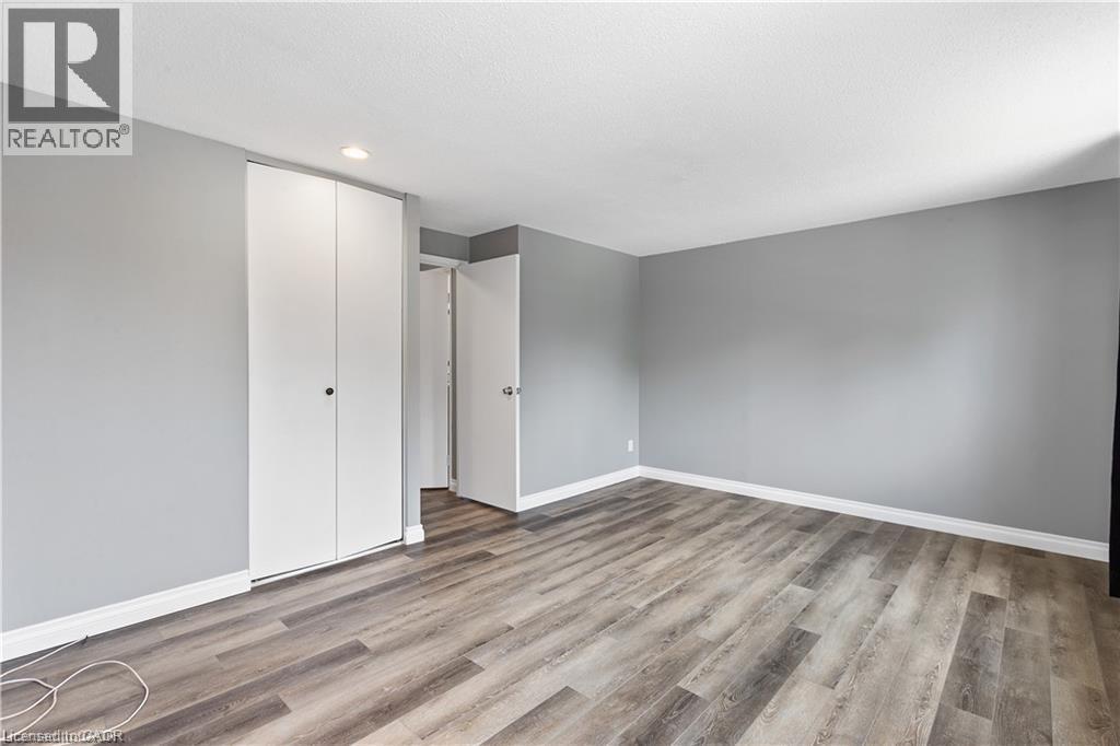 432b Dunvegan Drive, Waterloo, Ontario  N2K 2C7 - Photo 13 - 40874061