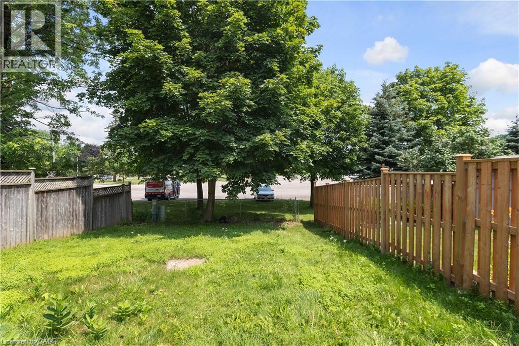 432b Dunvegan Drive, Waterloo, Ontario  N2K 2C7 - Photo 22 - 40874061