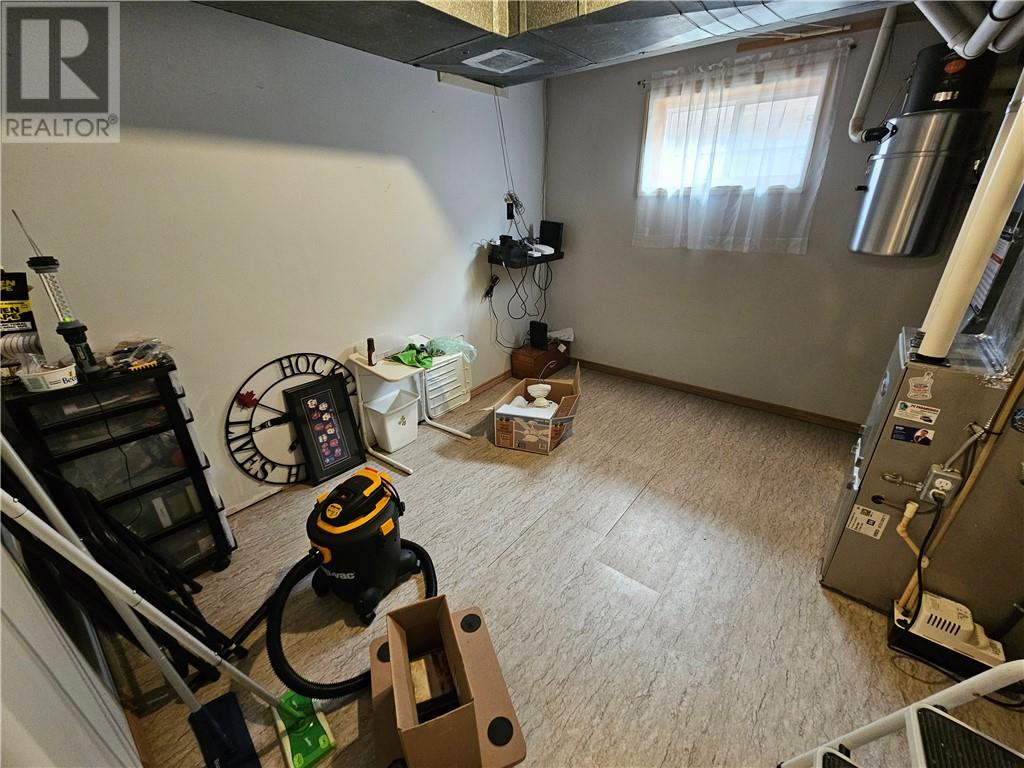 1211 Montrose Avenue, Greater Sudbury, Ontario  P3A 3B9 - Photo 33 - 2131093