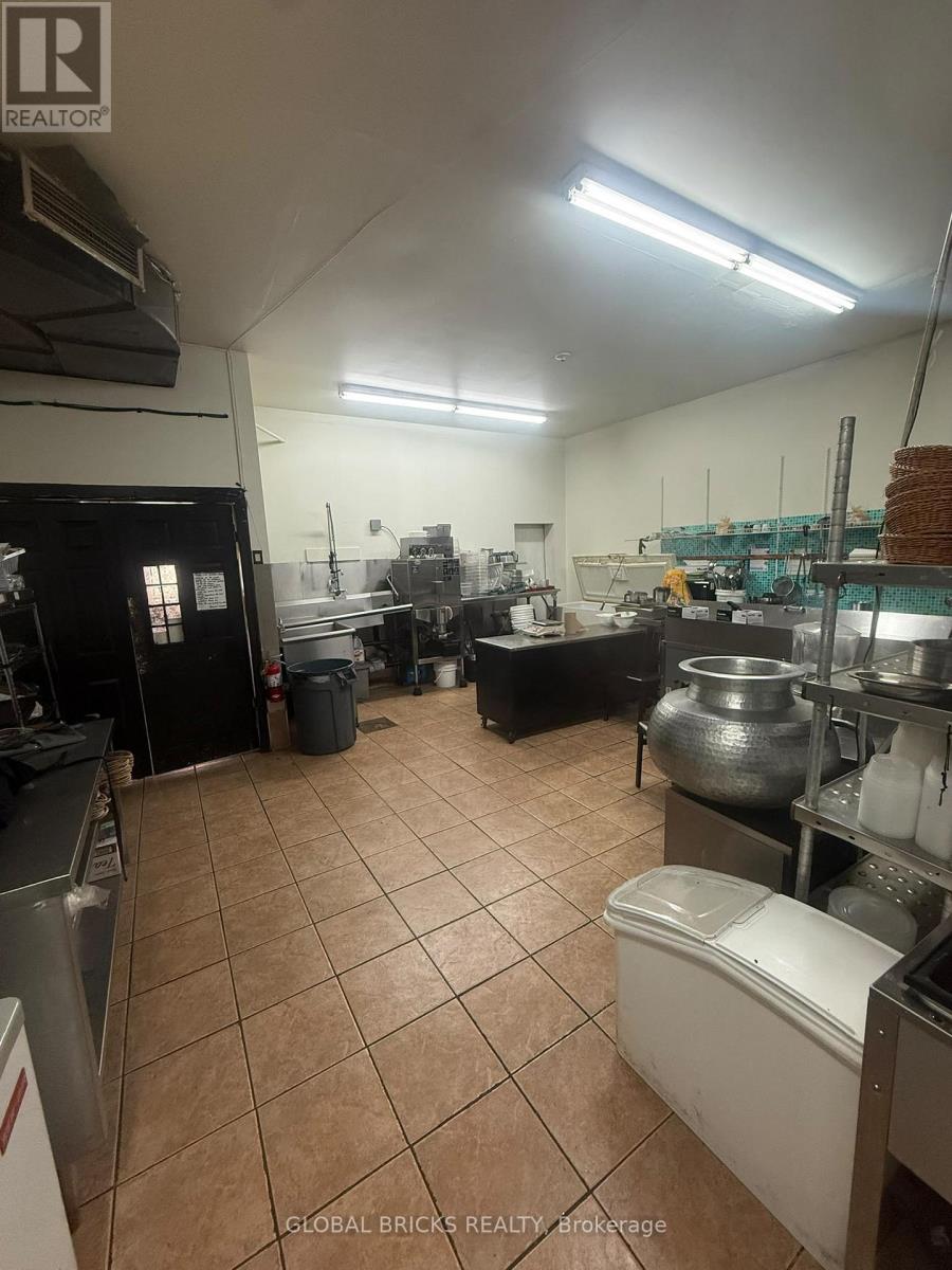 354 Main Street W, Hamilton, Ontario  L8P 1K2 - Photo 9 - X14029366