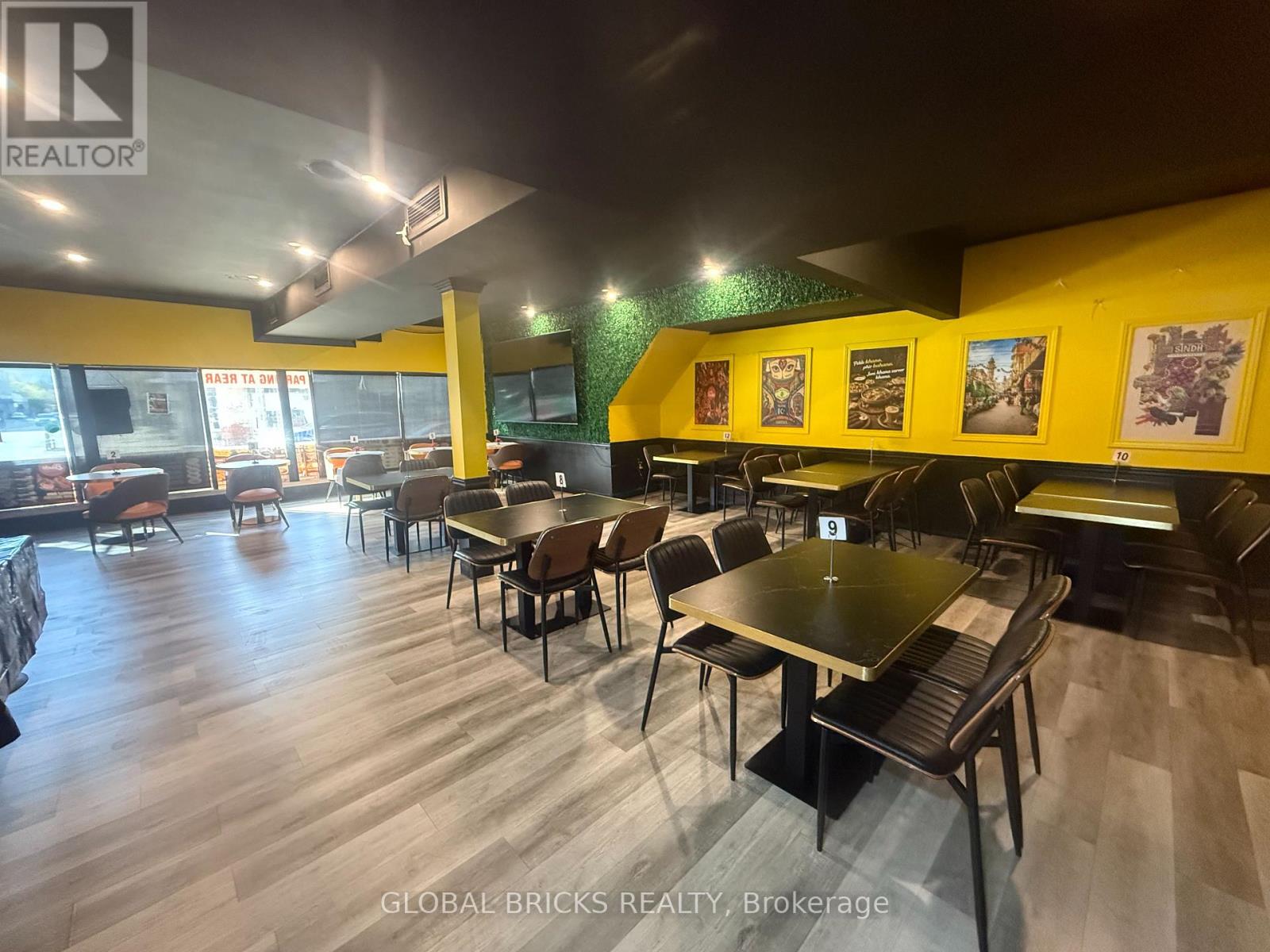 354 Main Street W, Hamilton, Ontario  L8P 1K2 - Photo 3 - X14029366