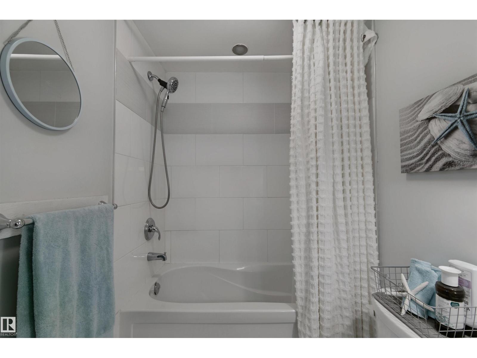 4528 35 Av Nw, Edmonton, Alberta  T6L 3P9 - Photo 32 - E4511710