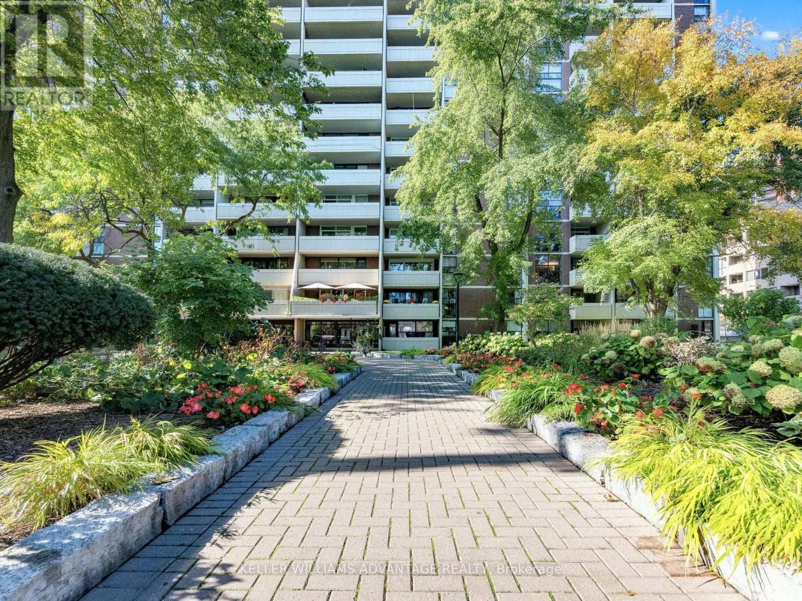 807 - 40 Homewood Avenue, Toronto, Ontario  M4Y 2K2 - Photo 26 - C14117220