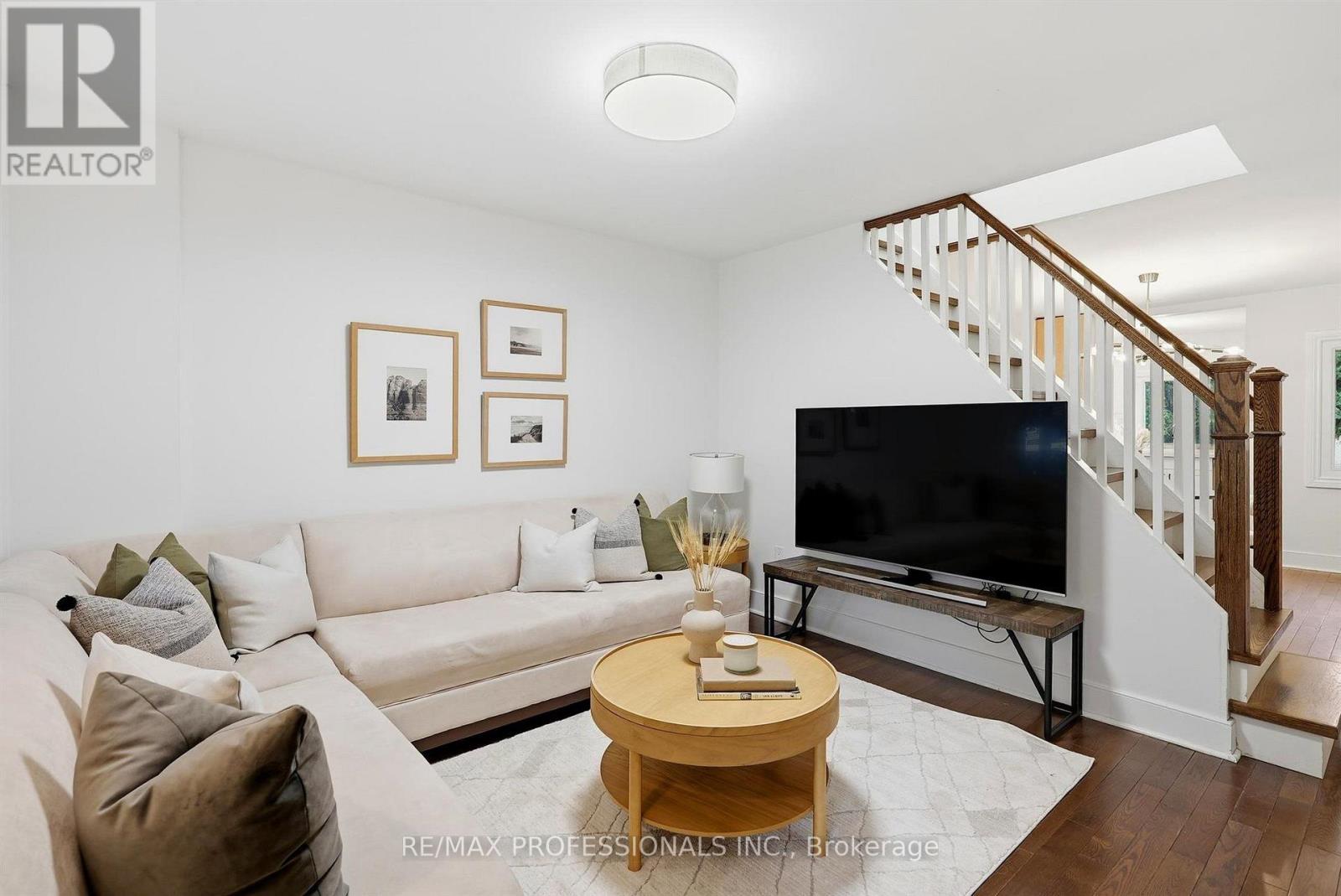 81 Alton Avenue, Toronto (South Riverdale), Ontario  M4L 2M3 - Photo 10 - E14117204