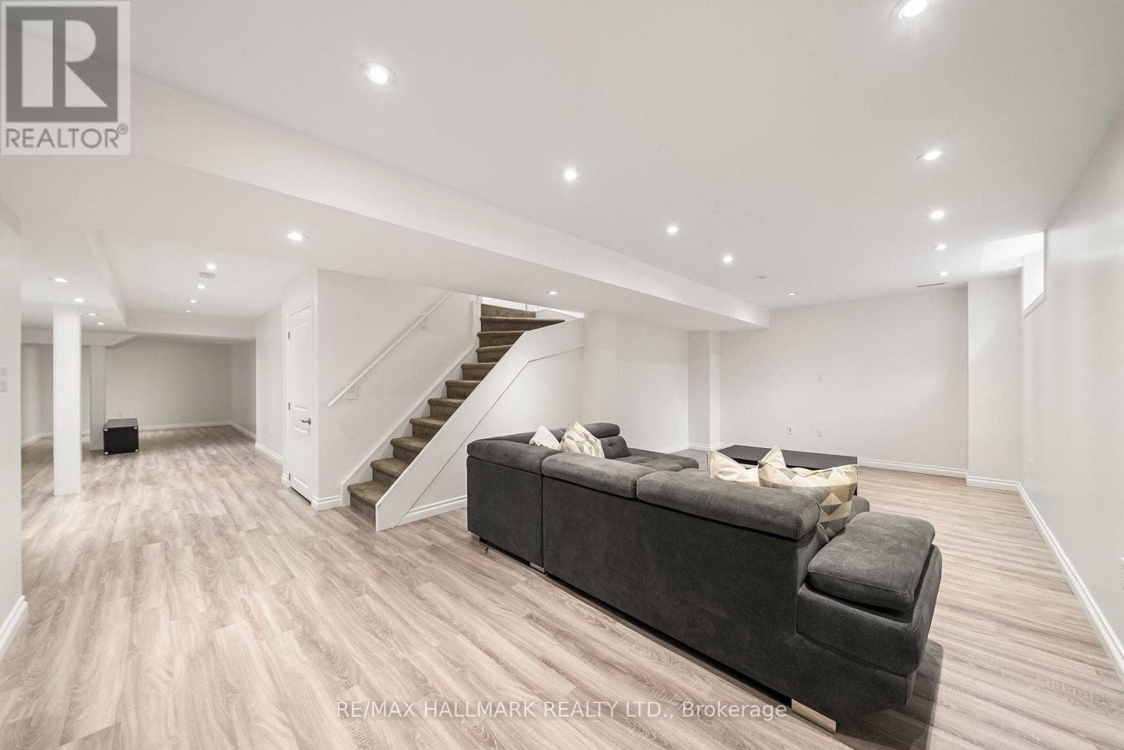 583 Fleetwood Drive, Oshawa, Ontario  L1K 2V7 - Photo 40 - E14117284