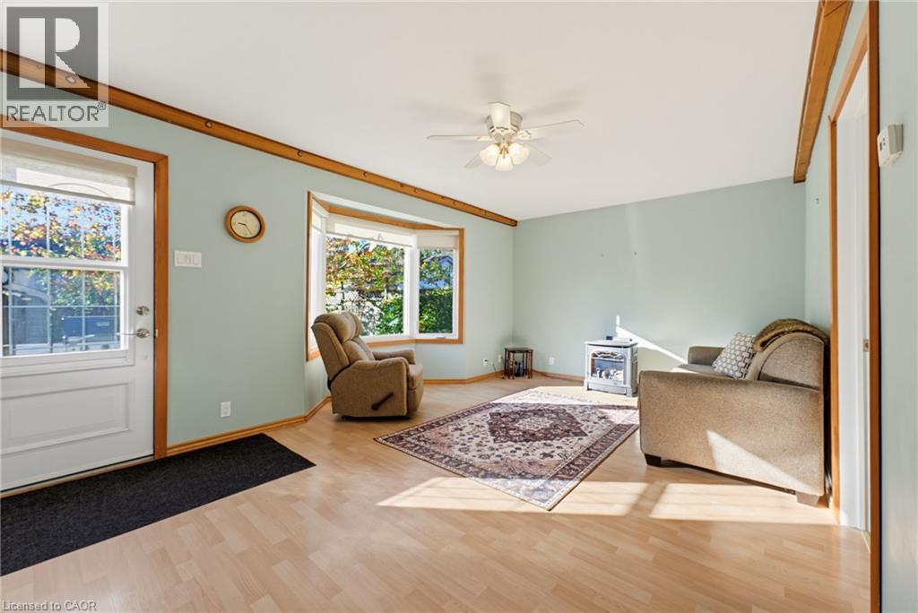 9 Spencer Avenue, Dundas, Ontario  L9H 1E7 - Photo 12 - 40872795