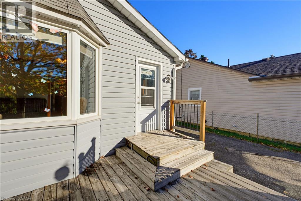 9 Spencer Avenue, Dundas, Ontario  L9H 1E7 - Photo 20 - 40872795