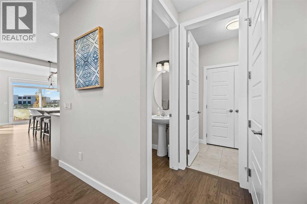 112 Sundown View, Cochrane, Alberta  T4C 0H4 - Photo 20 - A2354095