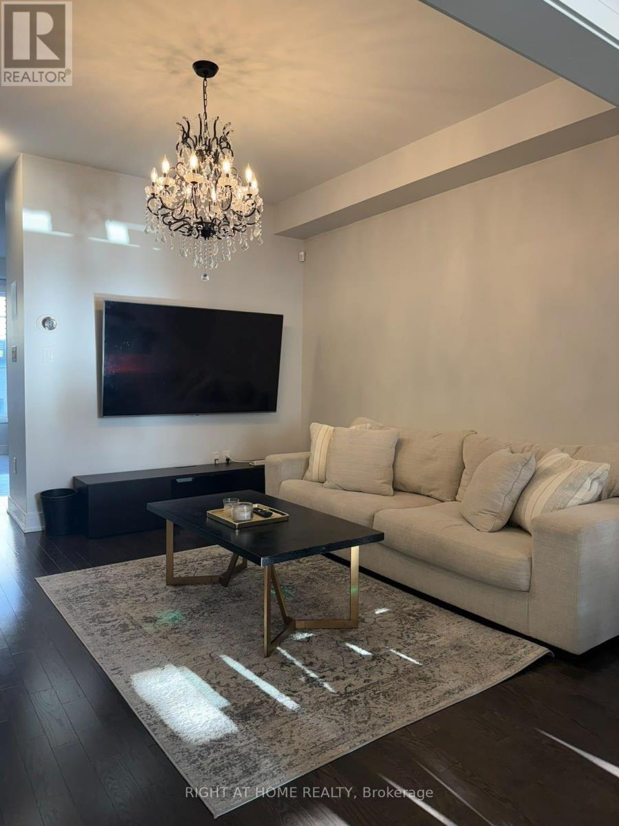 1142 Beachcomber Road, Mississauga, Ontario  L5G 0B5 - Photo 10 - W14117184