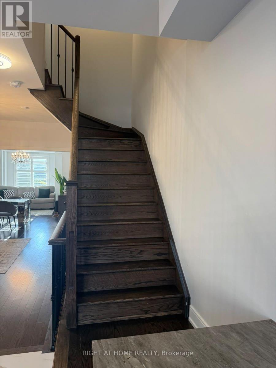 1142 Beachcomber Road, Mississauga, Ontario  L5G 0B5 - Photo 13 - W14117184