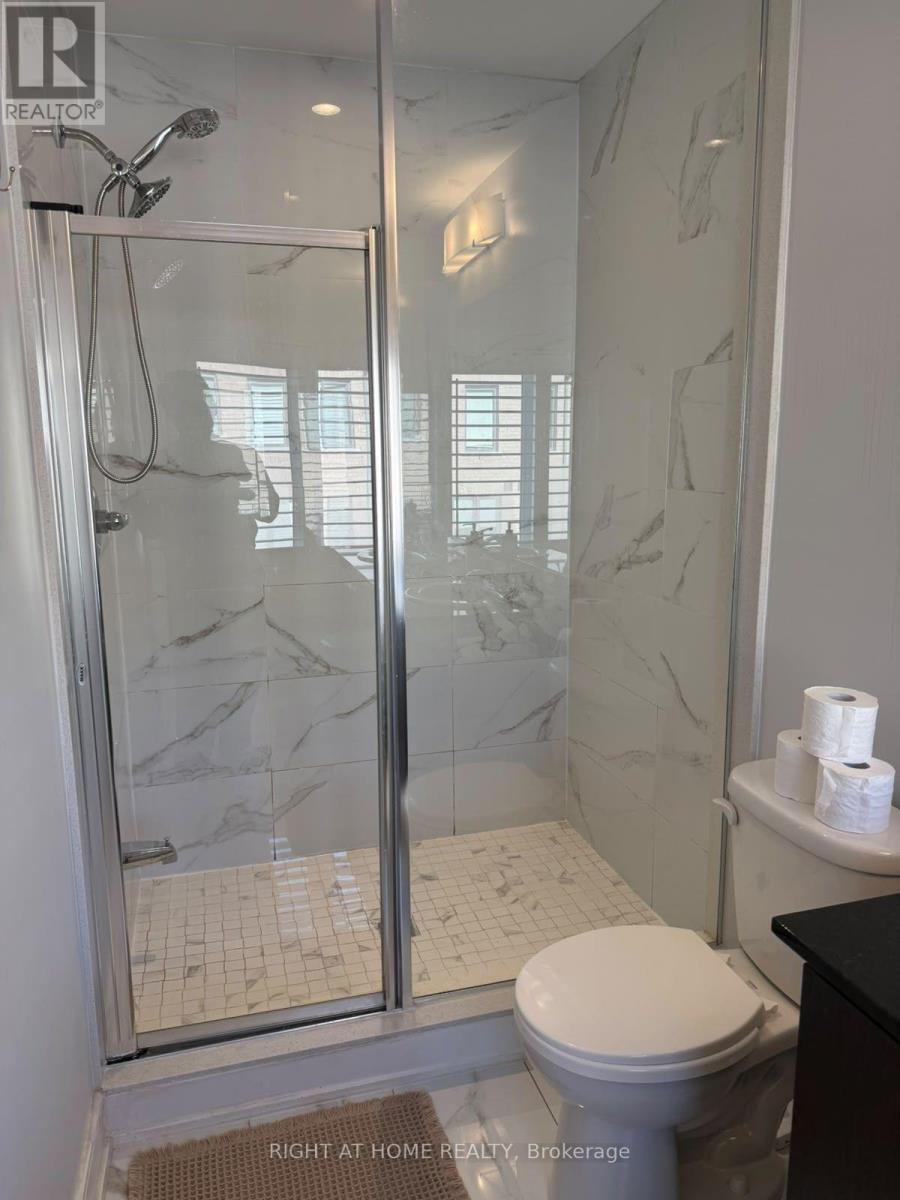 1142 Beachcomber Road, Mississauga, Ontario  L5G 0B5 - Photo 24 - W14117192