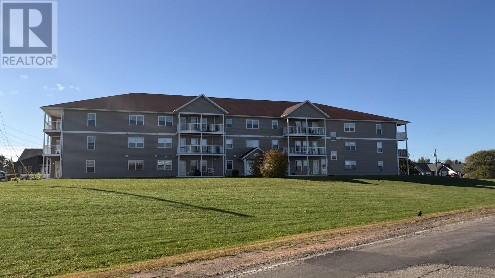 302 516 Macewen Road, Summerside, Prince Edward Island  C1N 5K4 - Photo 3 - 202626650