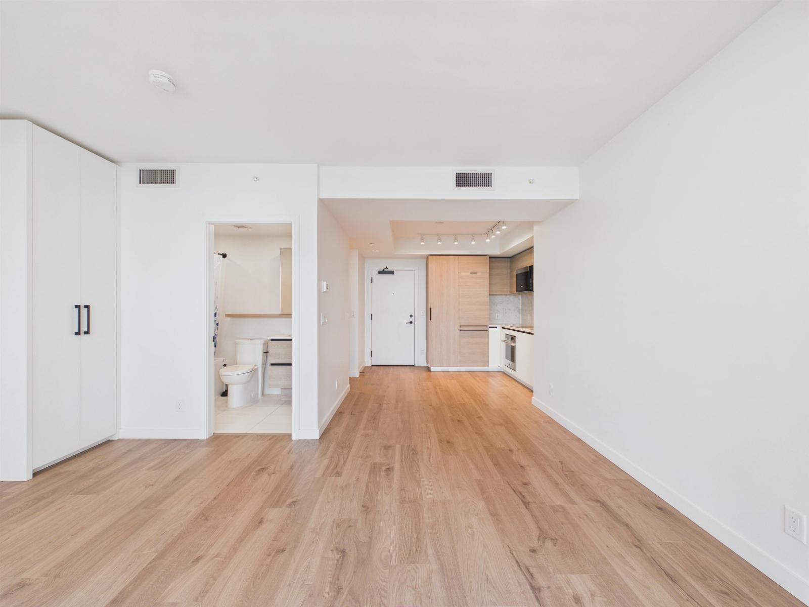 3111 10448 University Drive, Surrey, British Columbia  V3T 0S7 - Photo 10 - R3164357