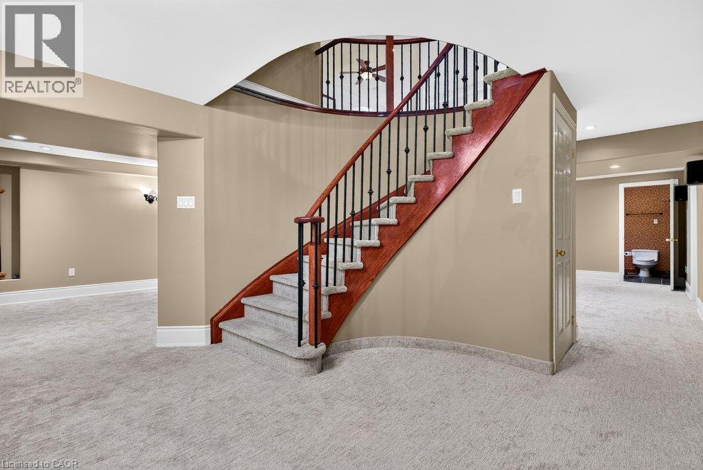4278 Clubview Drive, Burlington, Ontario  L7M 4X1 - Photo 33 - 40867220