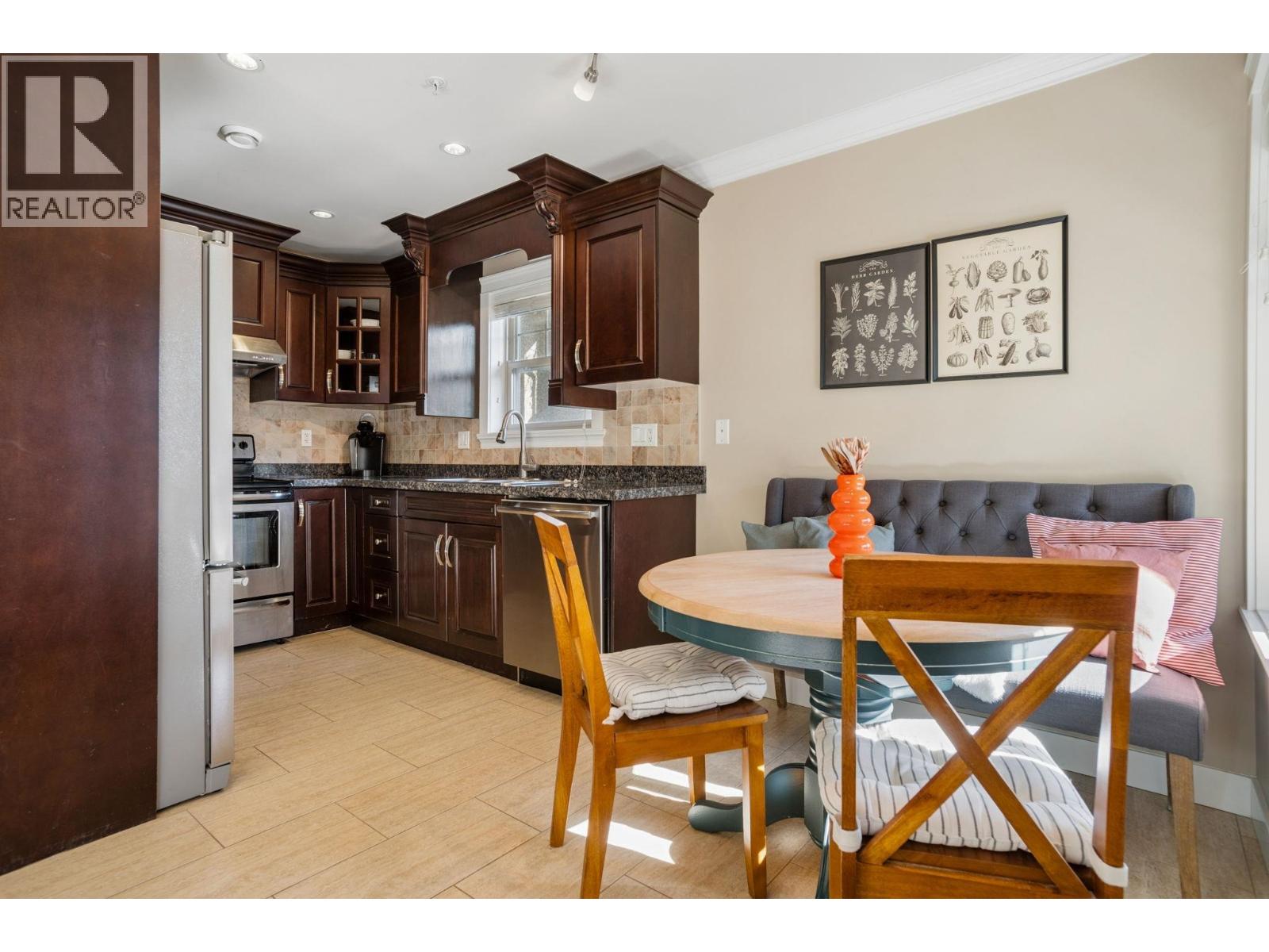 768 E 11th Avenue, Vancouver, British Columbia  V5T 2E5 - Photo 13 - R3178375