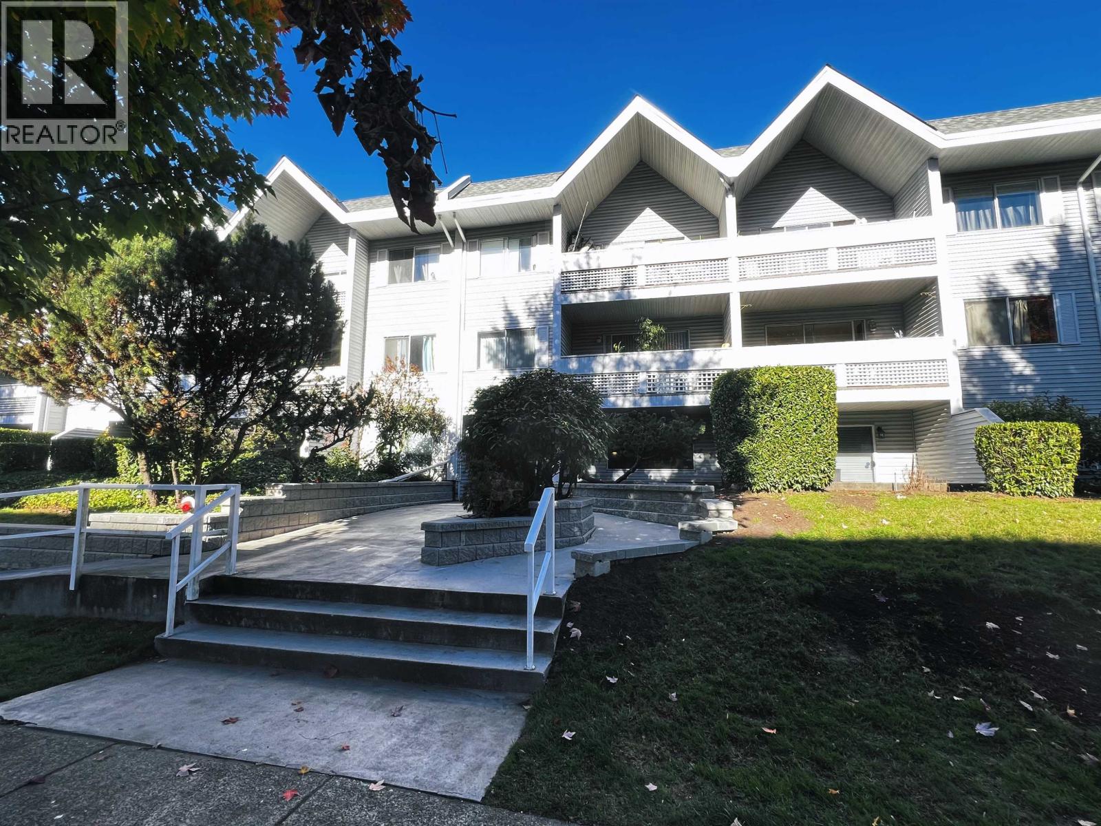 207 2055 SUFFOLK AVENUE, port coquitlam, British Columbia