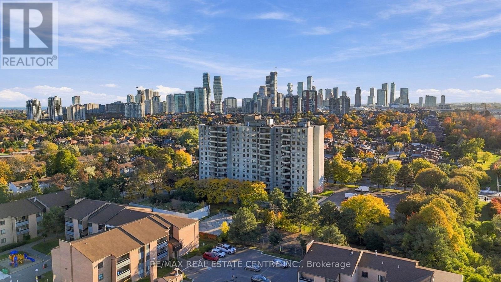 1110 - 355 RATHBURN ROAD E, Mississauga, Ontario