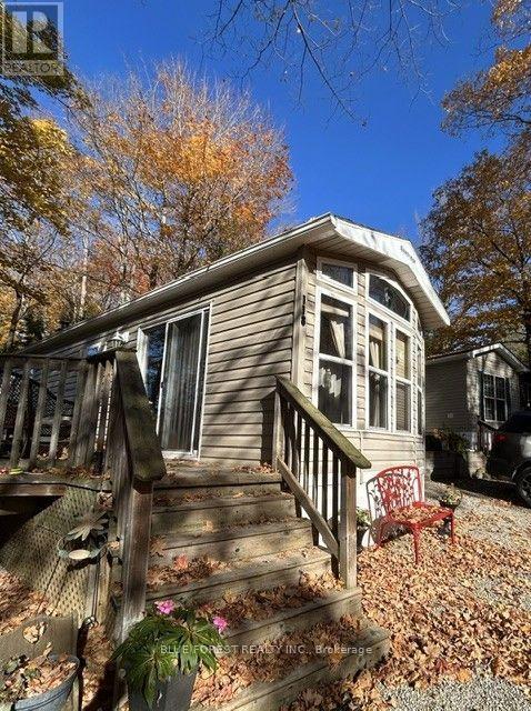 118 - 76735 Wildwood Line, Bluewater, Ontario  N0M 1G0 - Photo 2 - X13789996