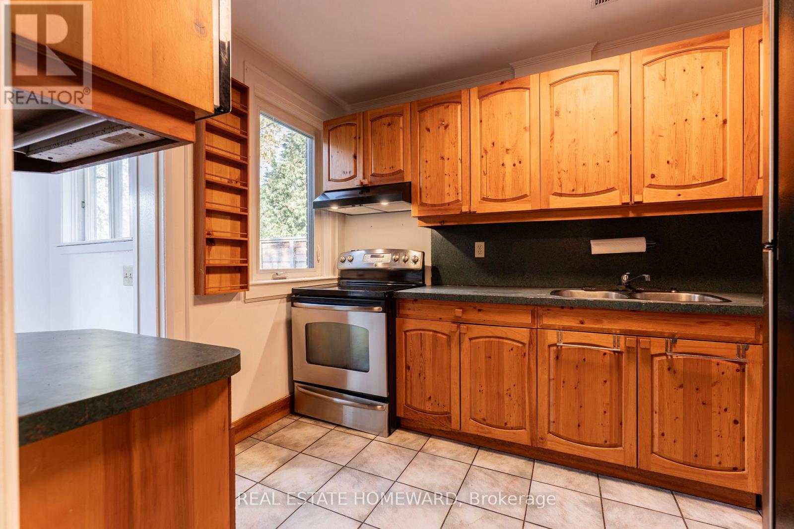 312 Rosewell Avenue, Toronto, Ontario  M4R 2B2 - Photo 12 - C14117362