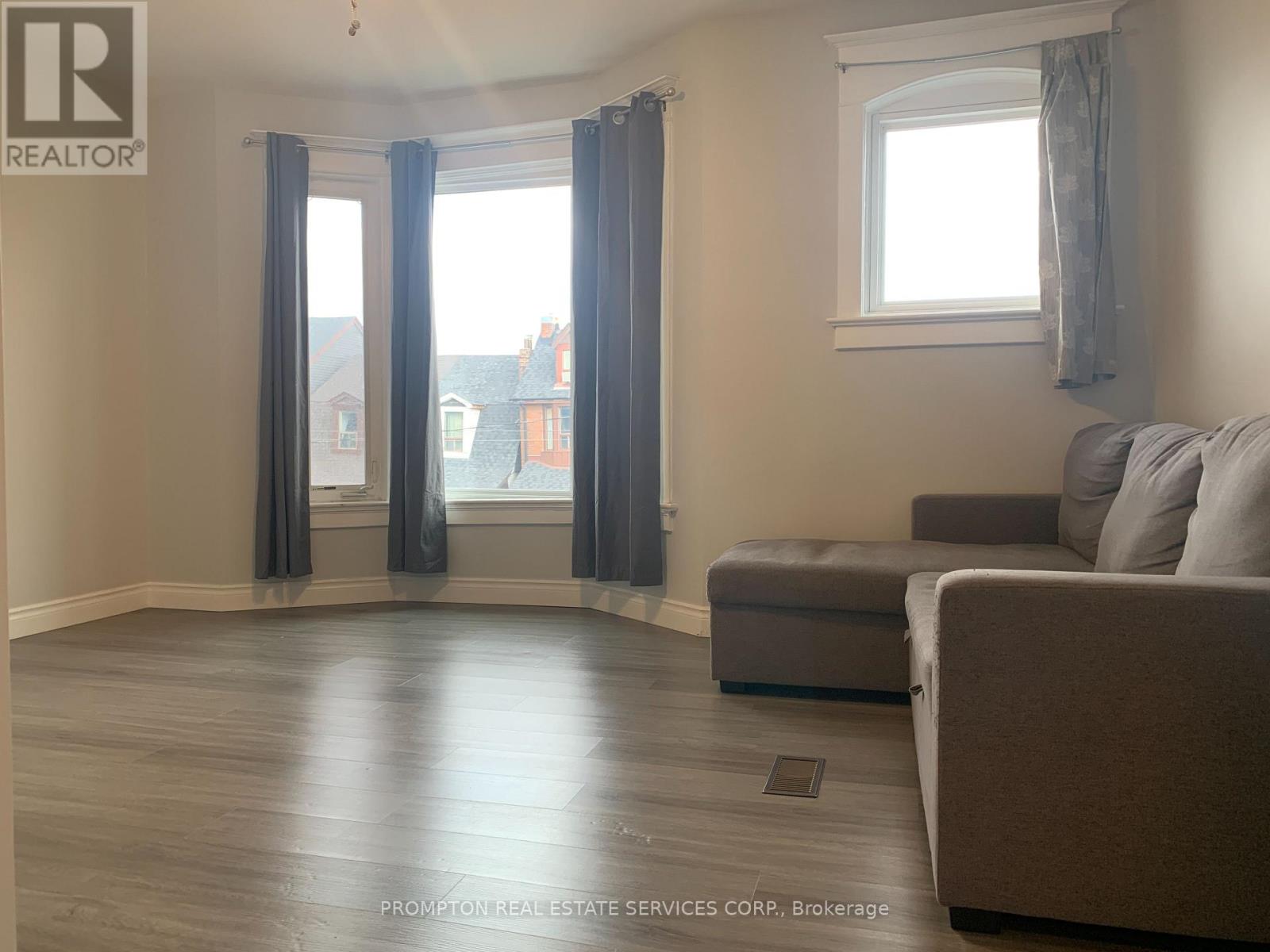 700 Dufferin Street, Toronto, Ontario  M6K 2B7 - Photo 5 - C14117374
