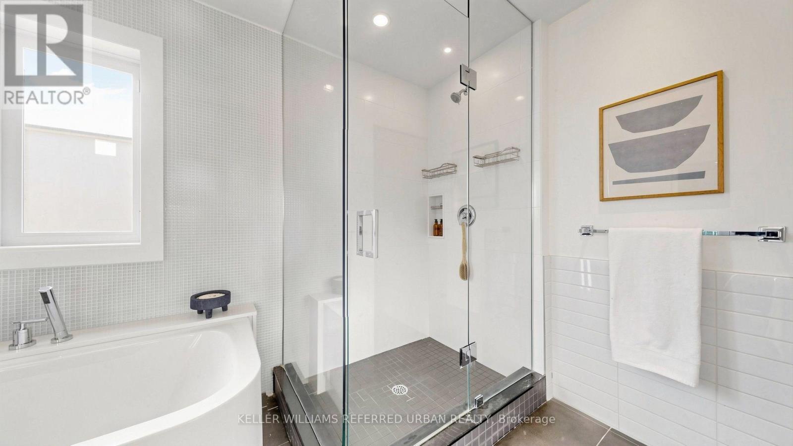 11 Crestland Avenue, Toronto, Ontario  M4C 3K9 - Photo 33 - E14117314