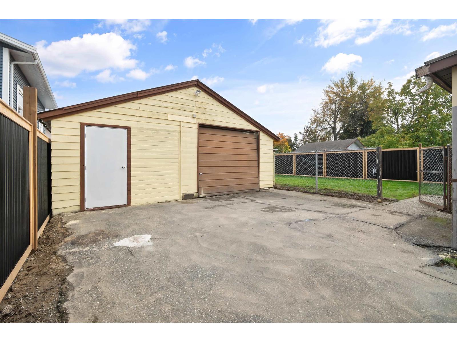 9428 MCNAUGHT ROAD|Chilliwack Proper East
