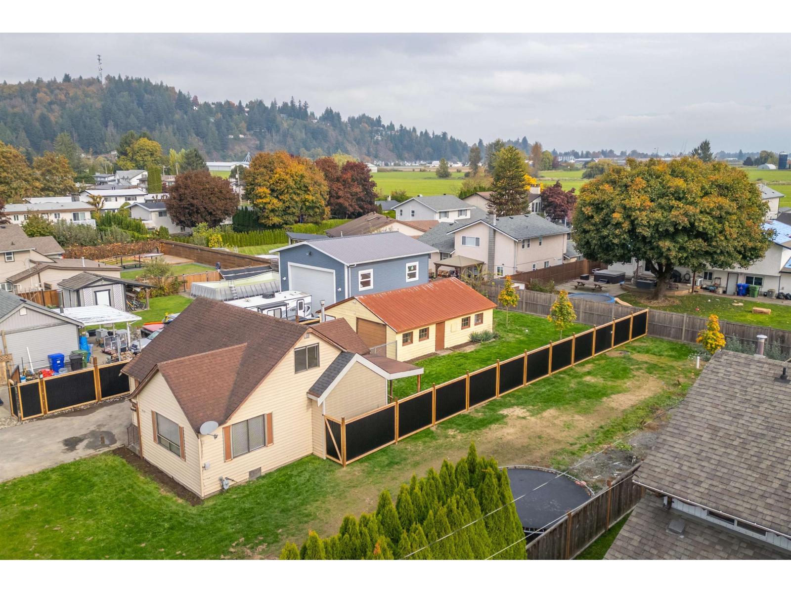 9428 MCNAUGHT ROAD|Chilliwack Proper East
