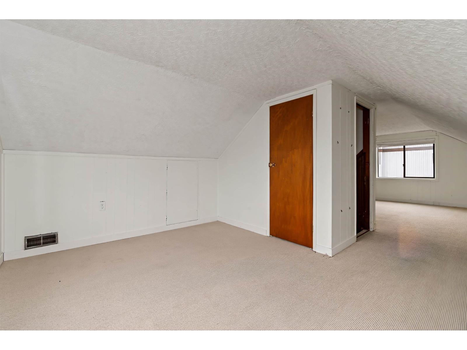 9428 MCNAUGHT ROAD|Chilliwack Proper East