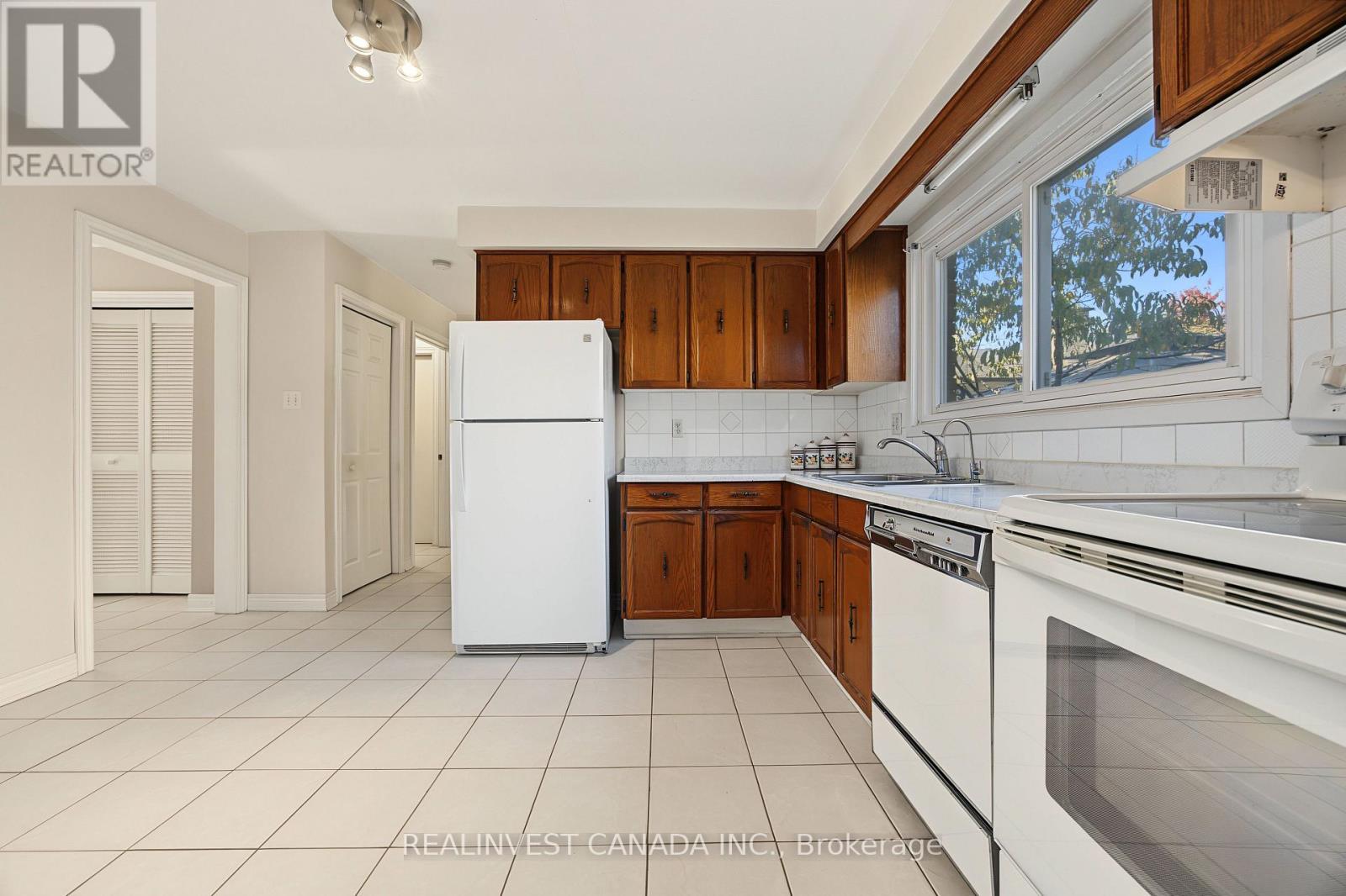 196 Weldrick Road W, Richmond Hill, Ontario  L4C 3V3 - Photo 10 - N14117322