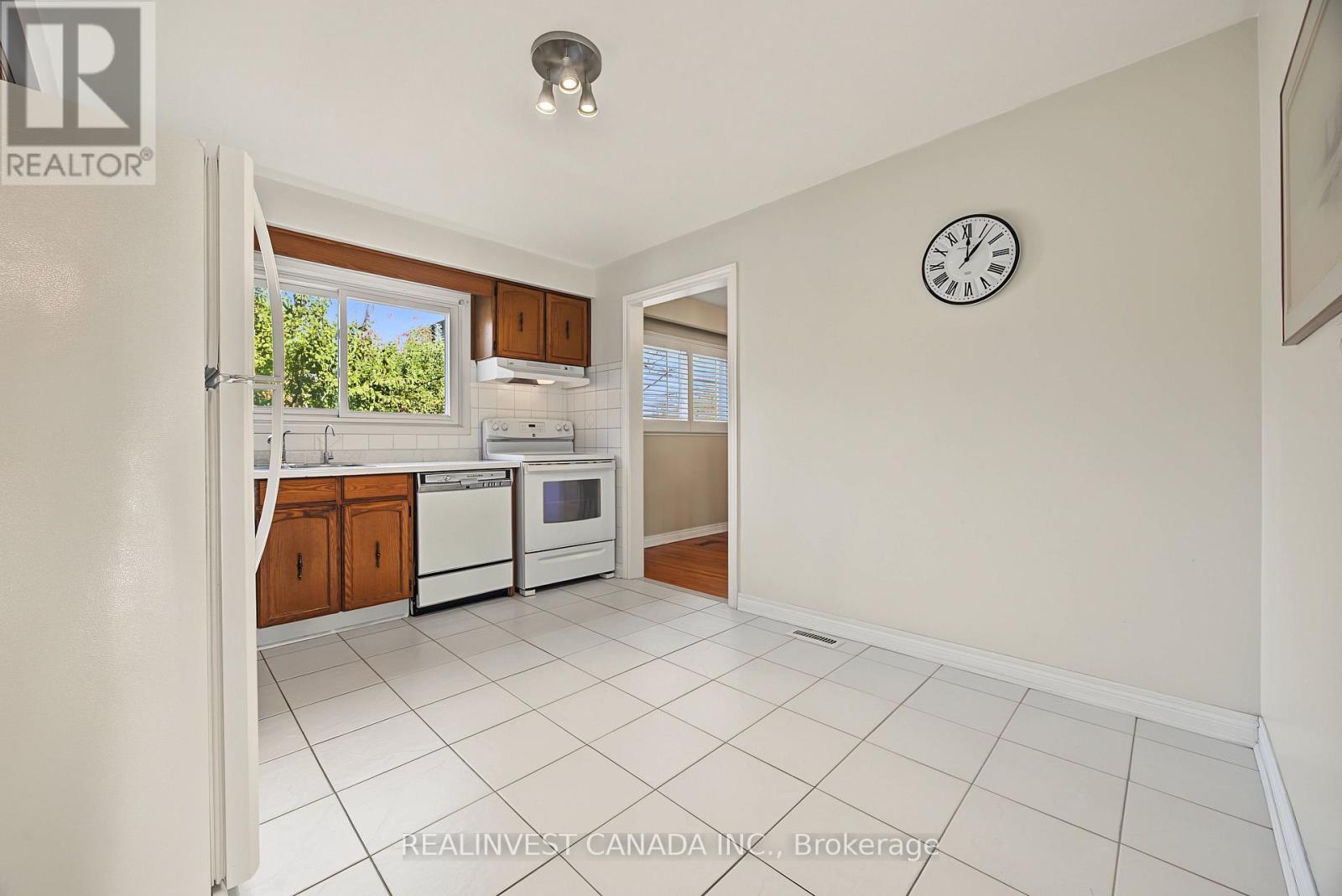 196 Weldrick Road W, Richmond Hill, Ontario  L4C 3V3 - Photo 11 - N14117322